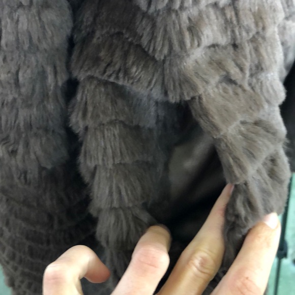 Reversible Rabbit Fur Jacket - Picture 5 of 8